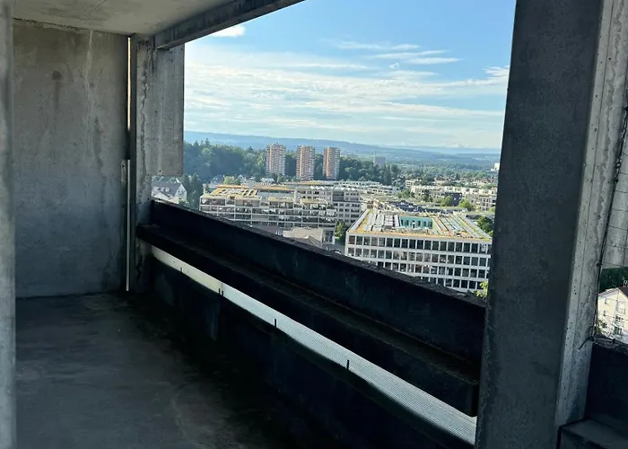 View In Town Apartment *